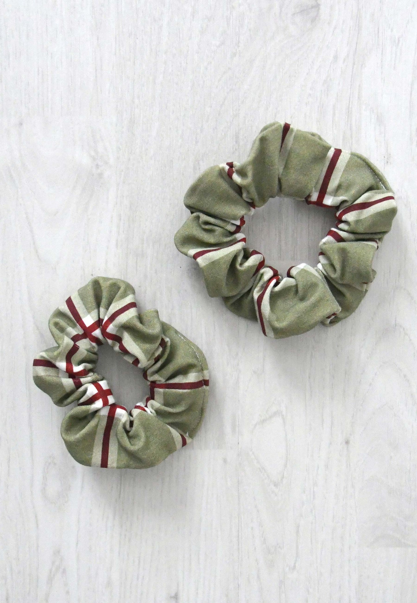 Chouchou (scrunchie) in bambù - Tartan Natale verde muschio - Palloncino blu